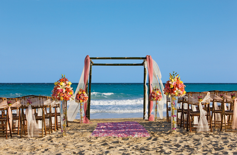 NOW Jade Riviera Cancun Wedding Ceremony on the Beach